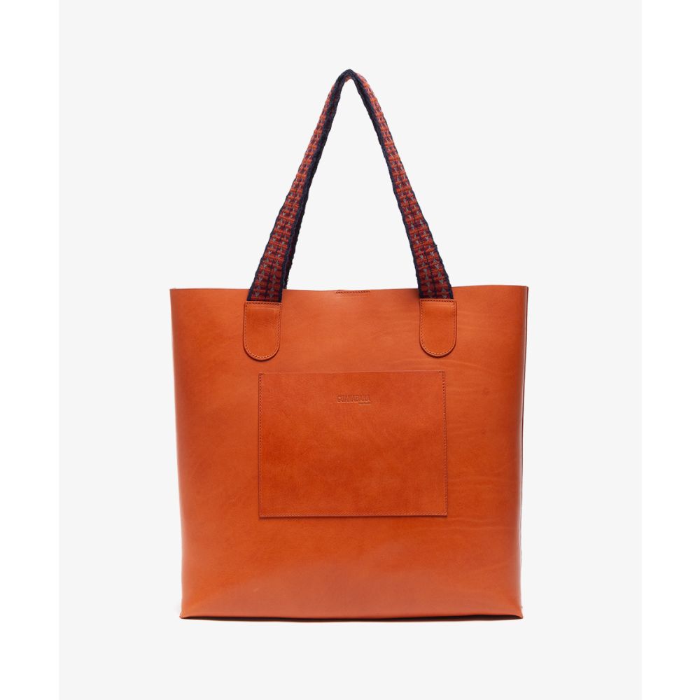 TOTE PIEL MARRON CON ASAS