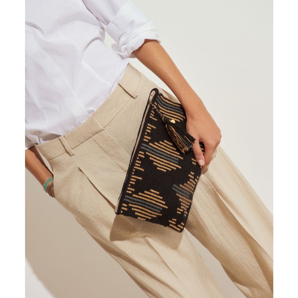 BOLSO DE MANO - MARIGOLD - NEGRO & CAMEL