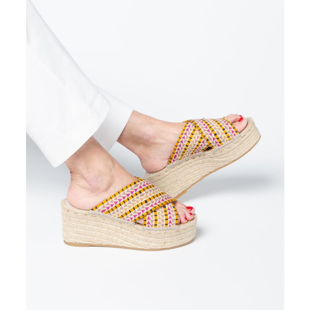 ESPADRILLE GALA - AMARILLO & ROSA